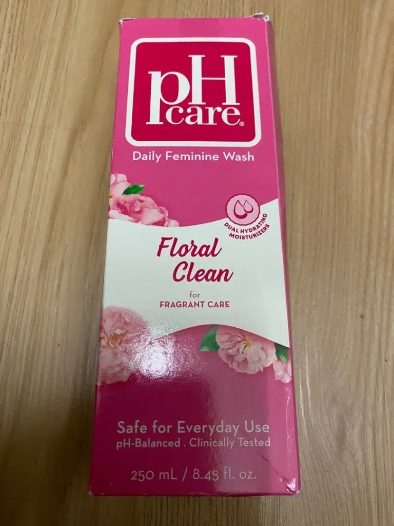 pH Care 花漾淨護女性潔膚露